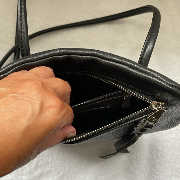 CHRISTOPHER KON Black Genuine Cowhide Leather Flat Crossbody Bag - Picture 6 of 10